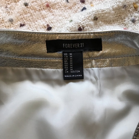 Forever 21 Futuristic Silver Pleather Mini Skirt - Picture 11 of 13